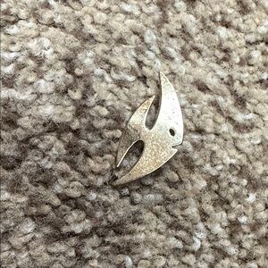 Vintage Elegant Gold-Toned Aquatic Brooch